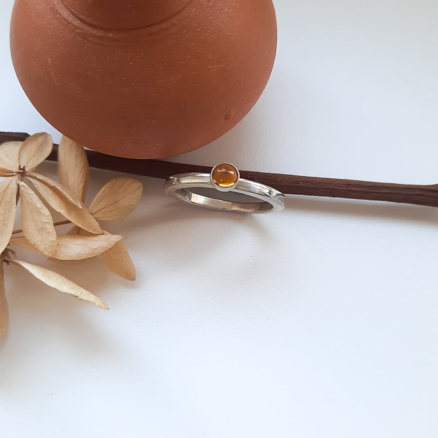 Silver Citrine Cabochon Ring