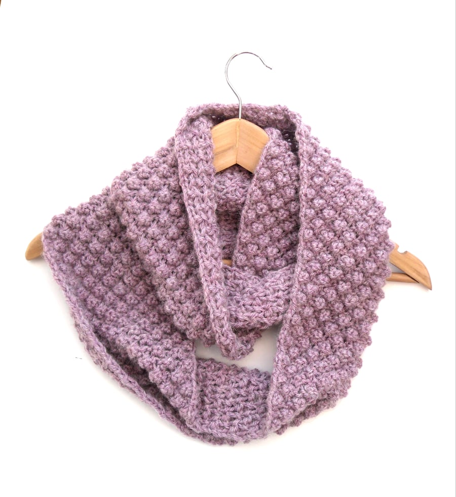 Orchid Pink chunky infinity scarf in alpaca & acrylic