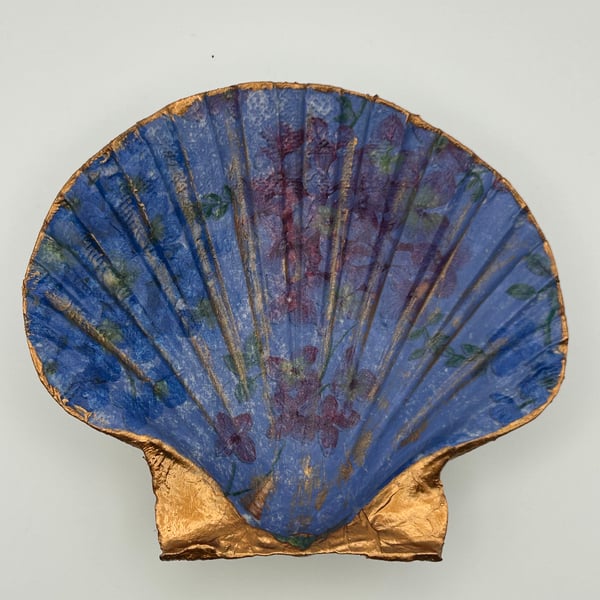 Shell Trinket Dish - Blue and Gold Flower