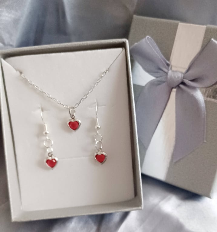 Love Heart Silver Necklace with Earrings