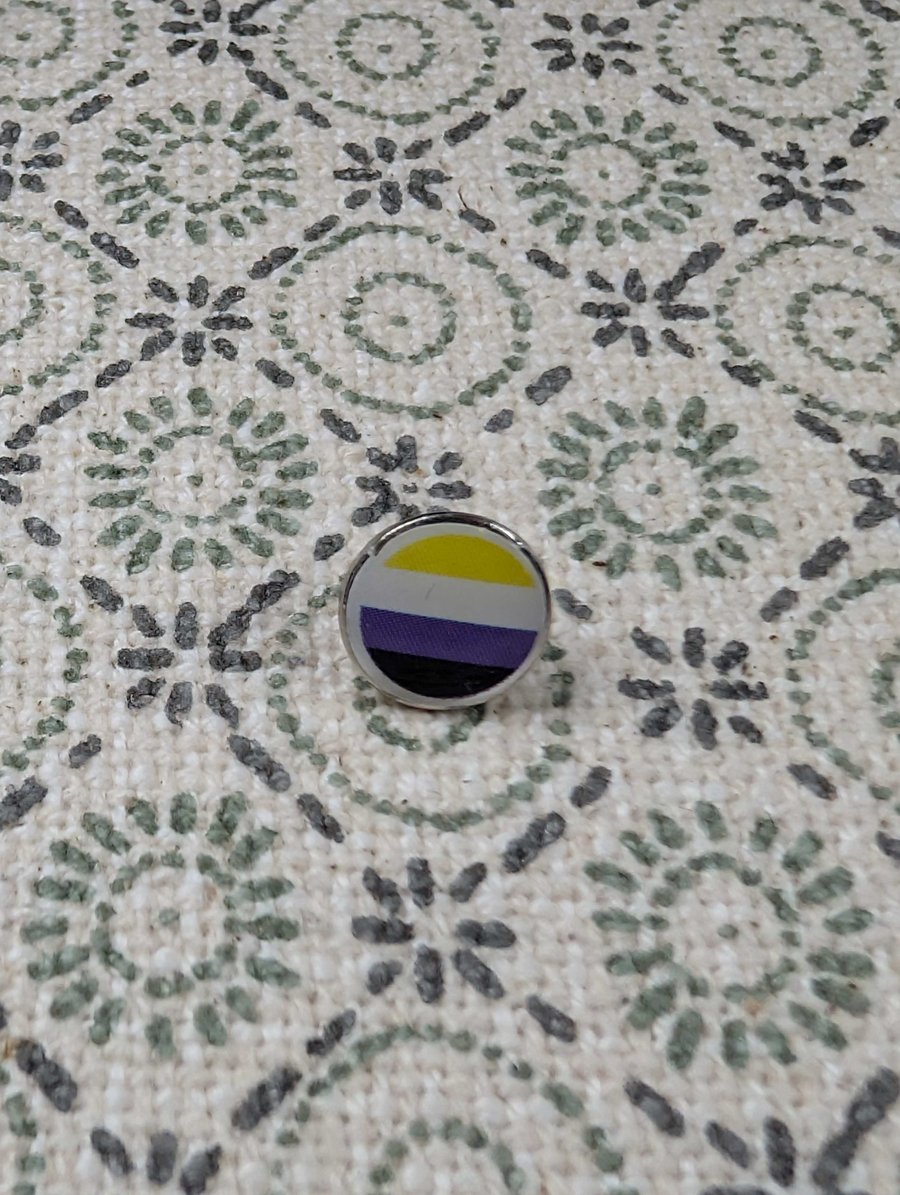 Non Binary Flag Pin - Pride Themed Pin - Small Resin Topped Pin Badge - LGBTQ
