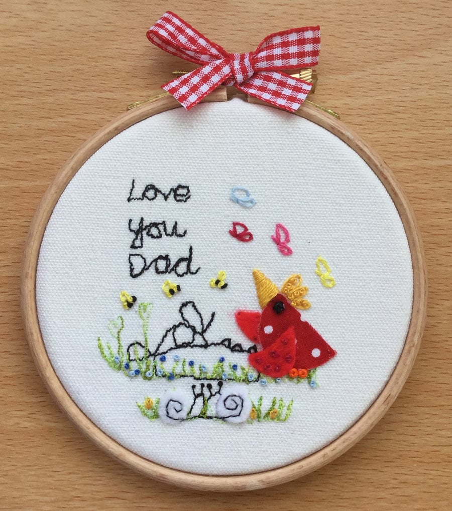 Embroidered hoop art "Love you Dad"