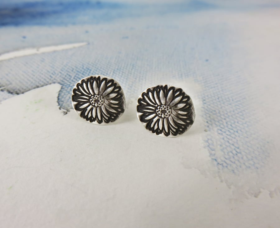 Silver Handmade Daisy Stamped Domed Studs