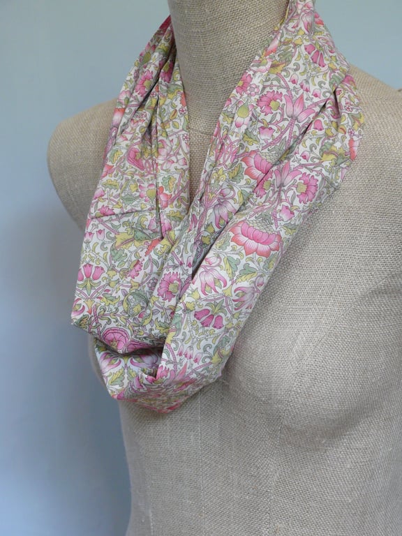 Liberty Infinity Scarf