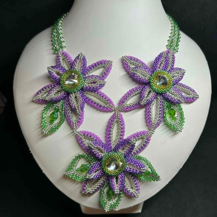 Festival handmade flower seed bead necklace with Crystals