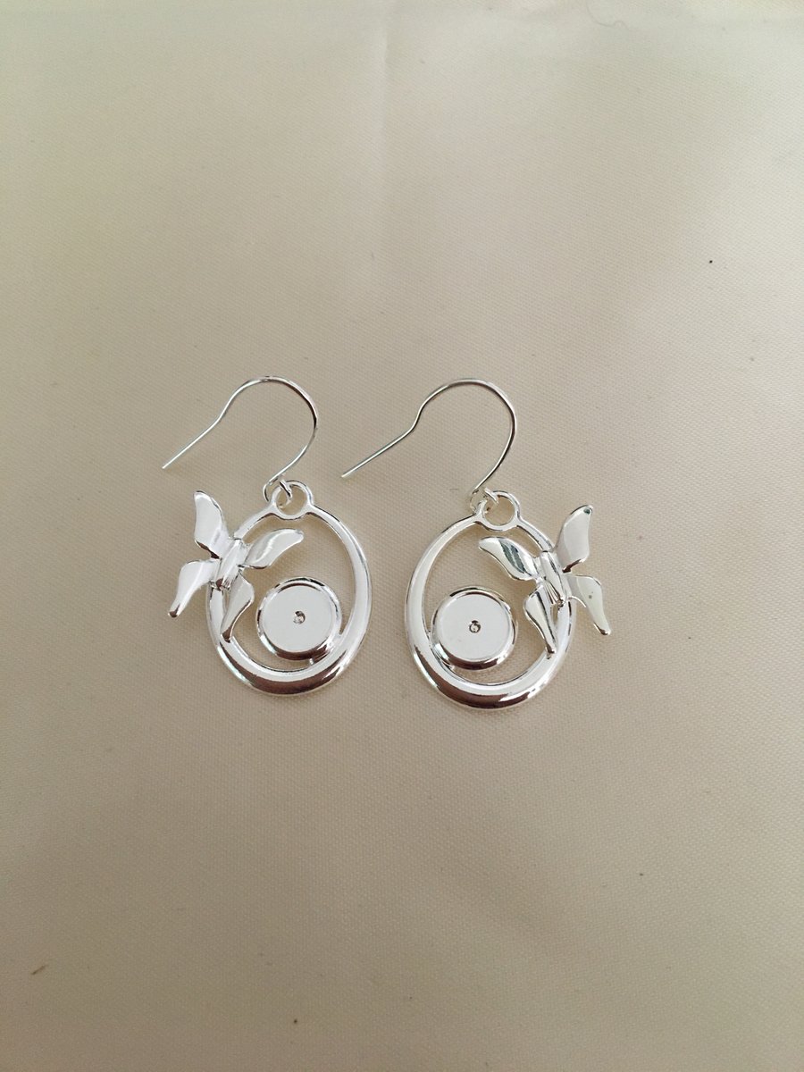 Butterfly in a Circle Earring Settings - E14