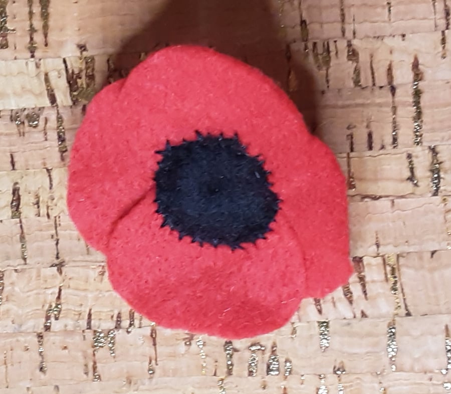 Remembrance Day Poppy Red Felt Brooch, Small.