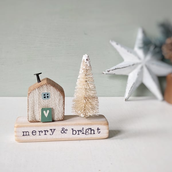 Little Wooden Handmade House in a Bag with Christmas Tree 'Merry & Bright' 