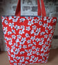 RED AND WHITE FLOWERED LINED TOTE
