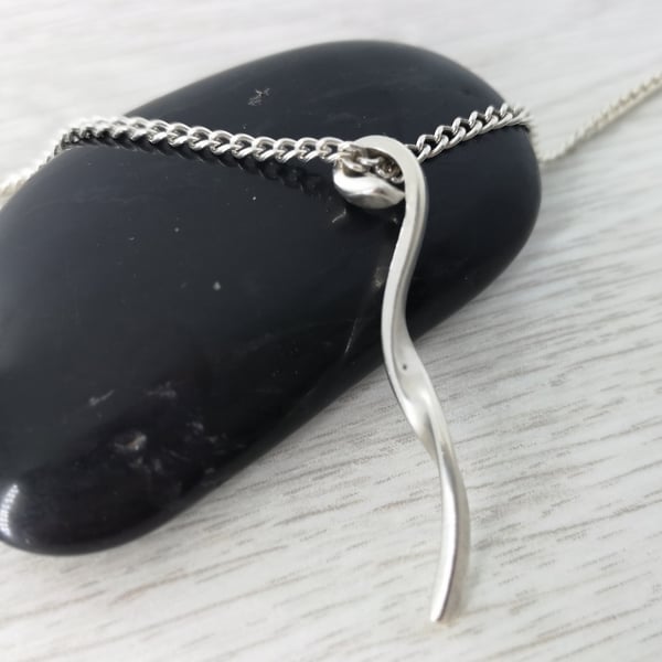 Silver Twisted Pendant Necklace