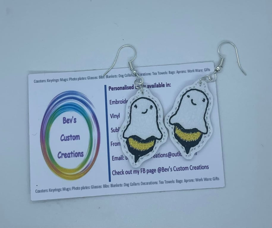 Embroidered Earrings - Boo Bees White
