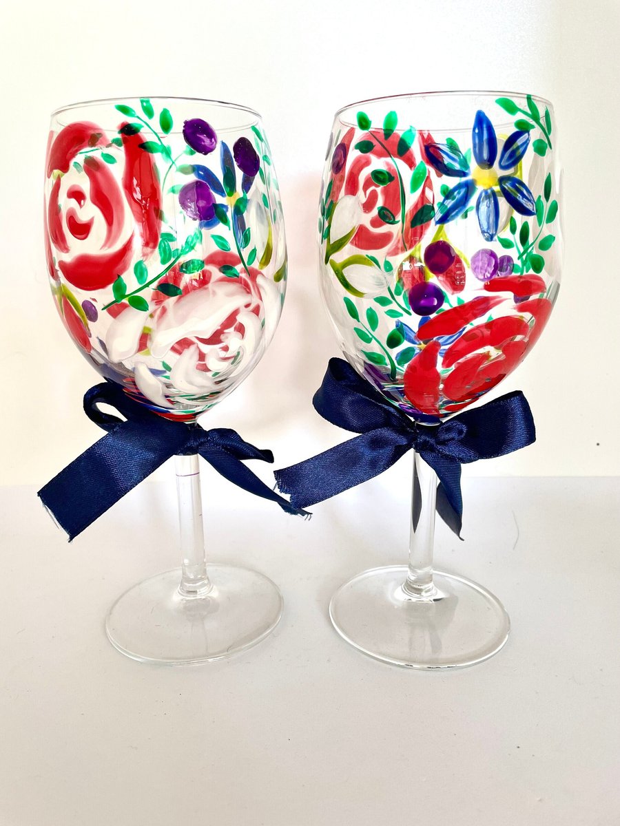 Hand Painted Set of 2 Floral Wine Glasses Perfect New Home Gift Wine Glass Set