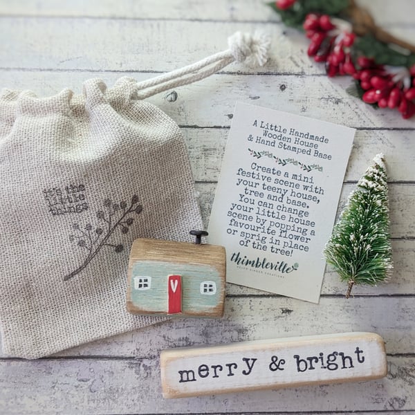 Little Wooden Handmade House in a Bag with Christmas Tree 'Merry & Bright' 