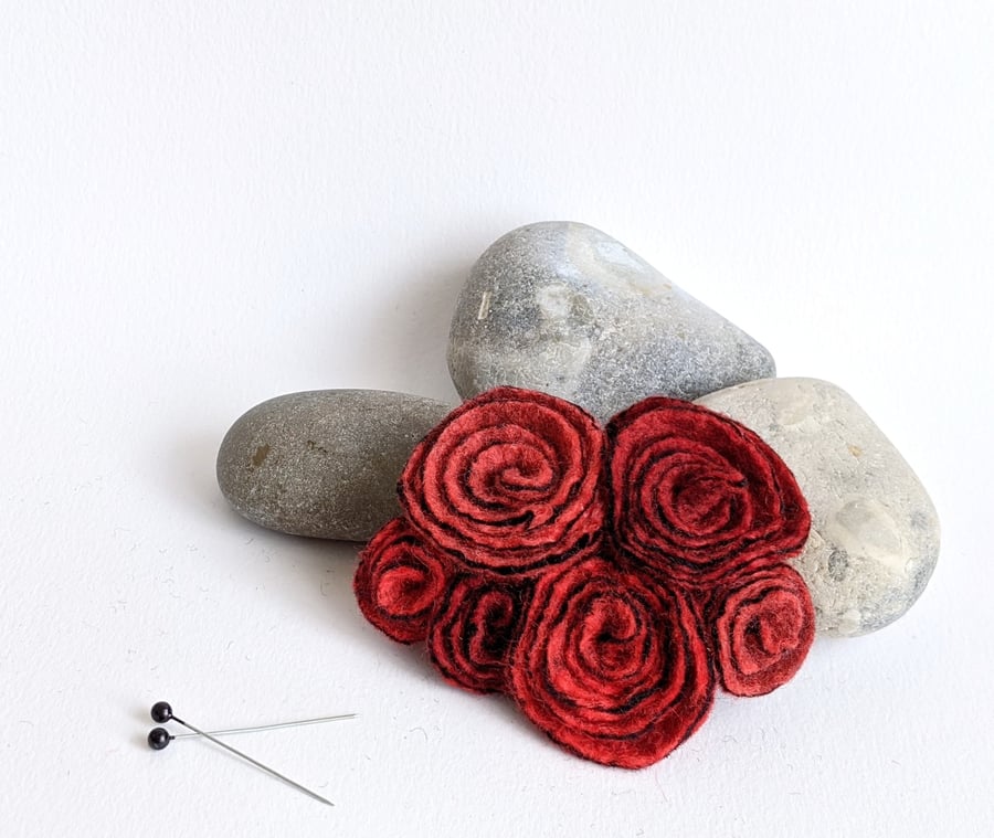 Large vintage inspired felted flowers brooch in shades of red