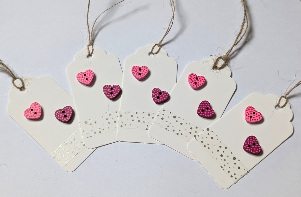 Homemade gift tags made with buttons in packs of 5 - pink and purple hearts
