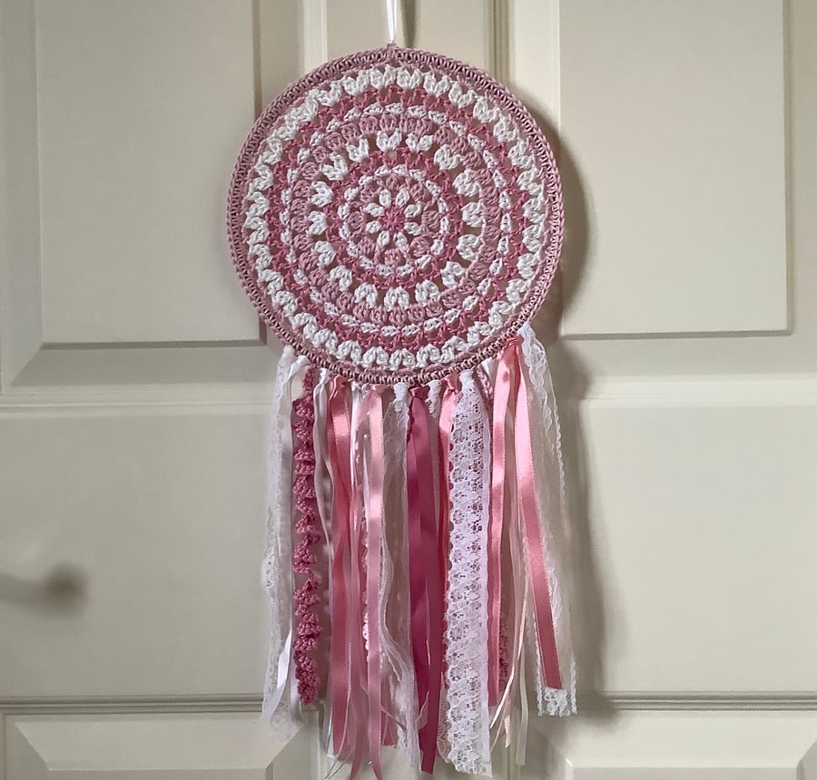 Crochet Dreamcatcher Wallhanging 