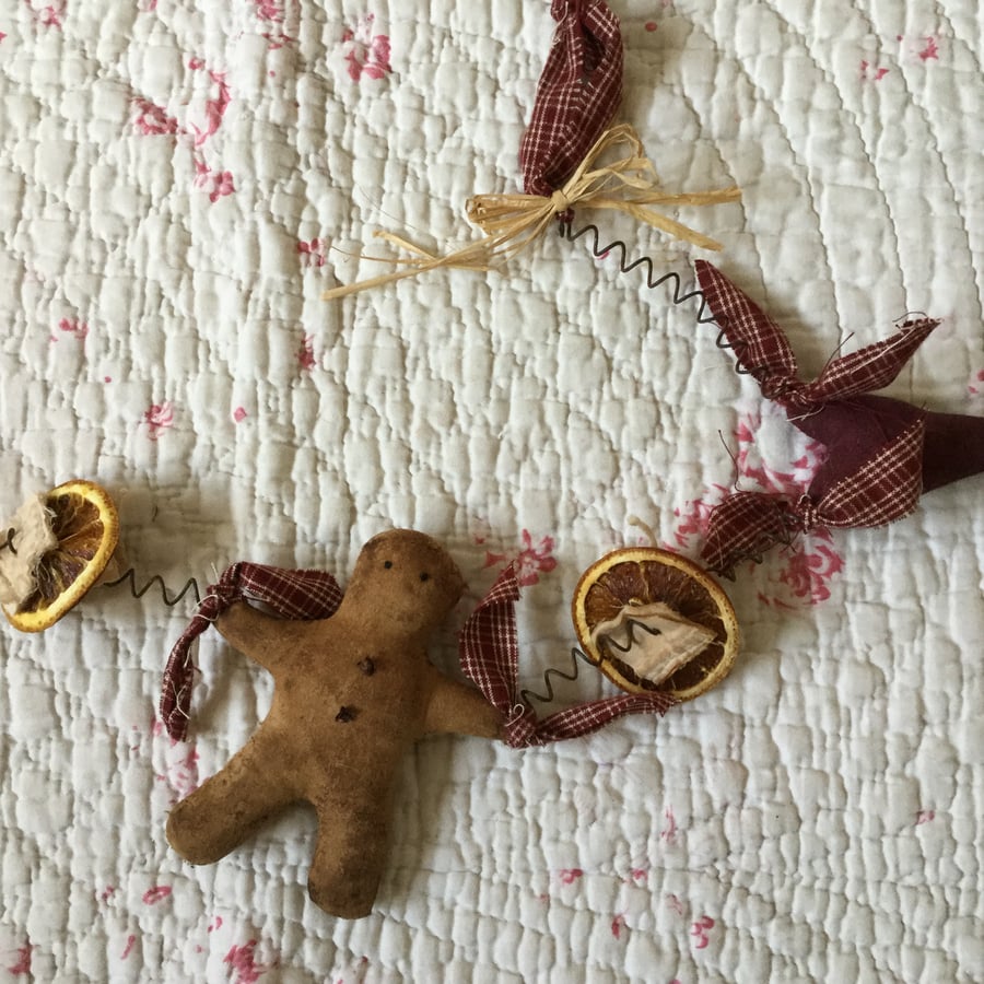Gingerbread Man and Heart Garland