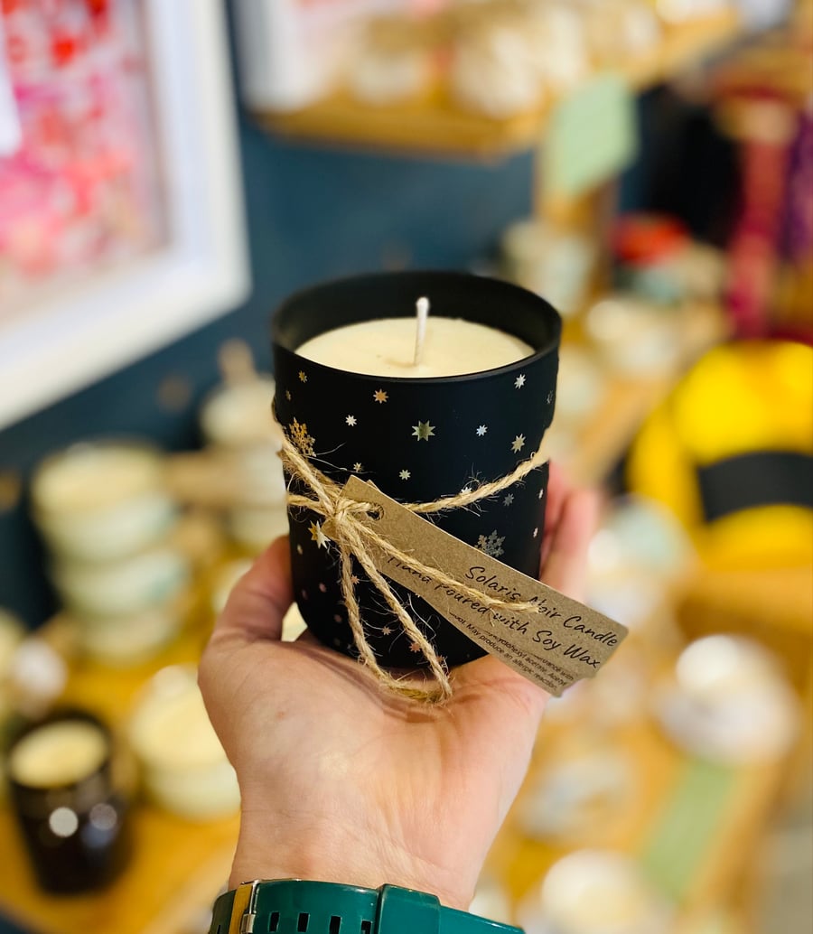 Solaris Noir Snowflake Candle