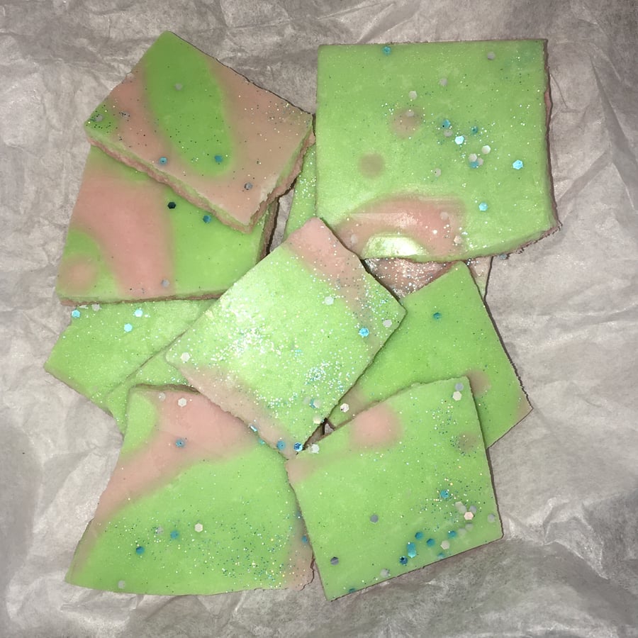 Apple Spice Scented Handmade Soy Wax Melt Brittle