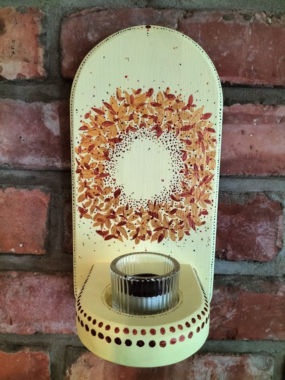 Wall mounted wooden tea light holder