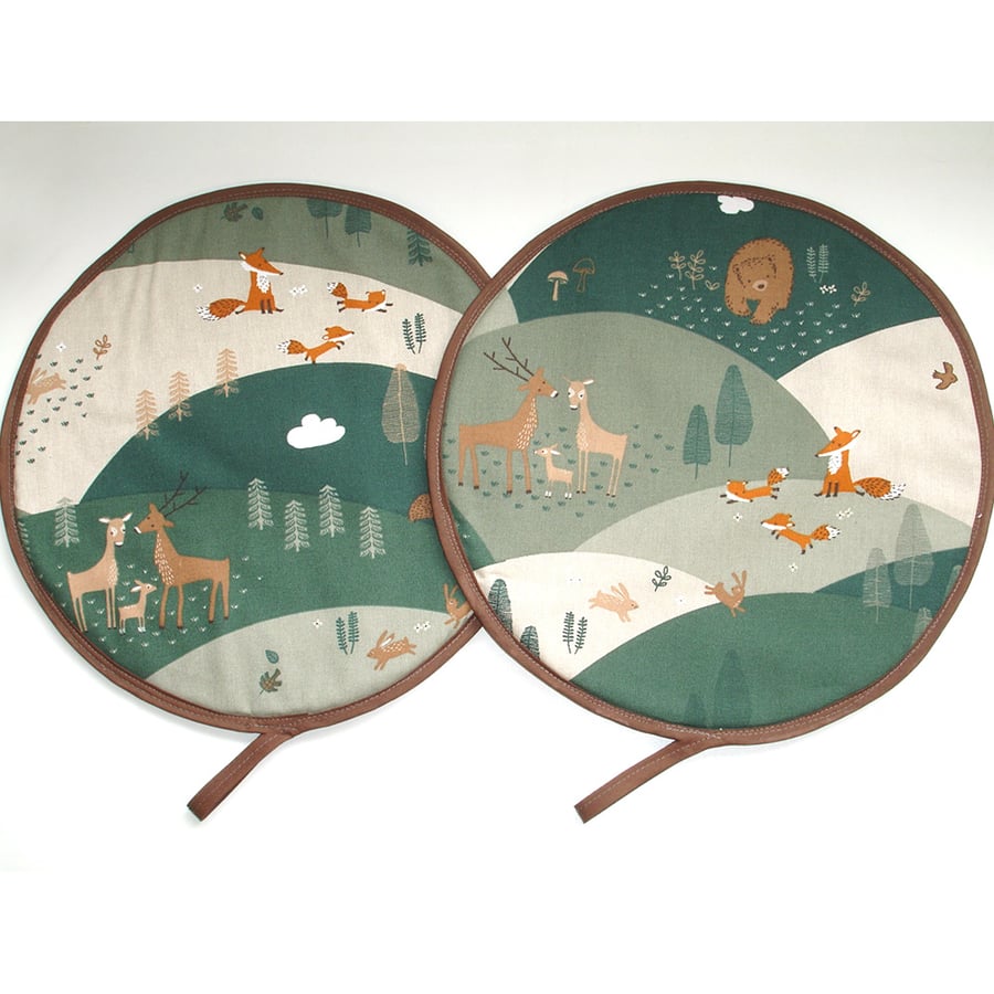 Aga Hob Lid Covers Pads Hats Round Pair of Bear Fox Rabbit Stag Deer x 2