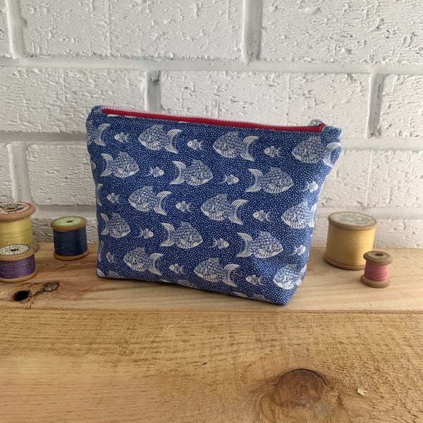 Fishes Make Up Bag - 