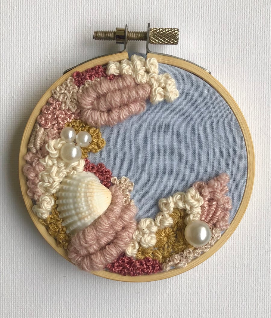 Oceanic a 3 inch art piece 