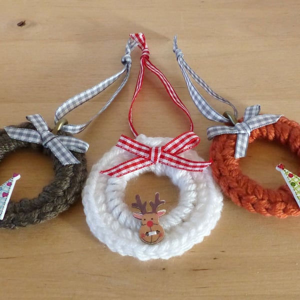 Set of 3 Crocheted Wreath Decorations