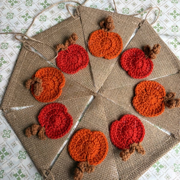 Crochet pumpkin bunting 