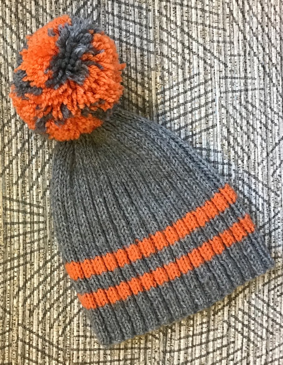 Grey & Orange hat with bobble for 3-6 years, autumn colours