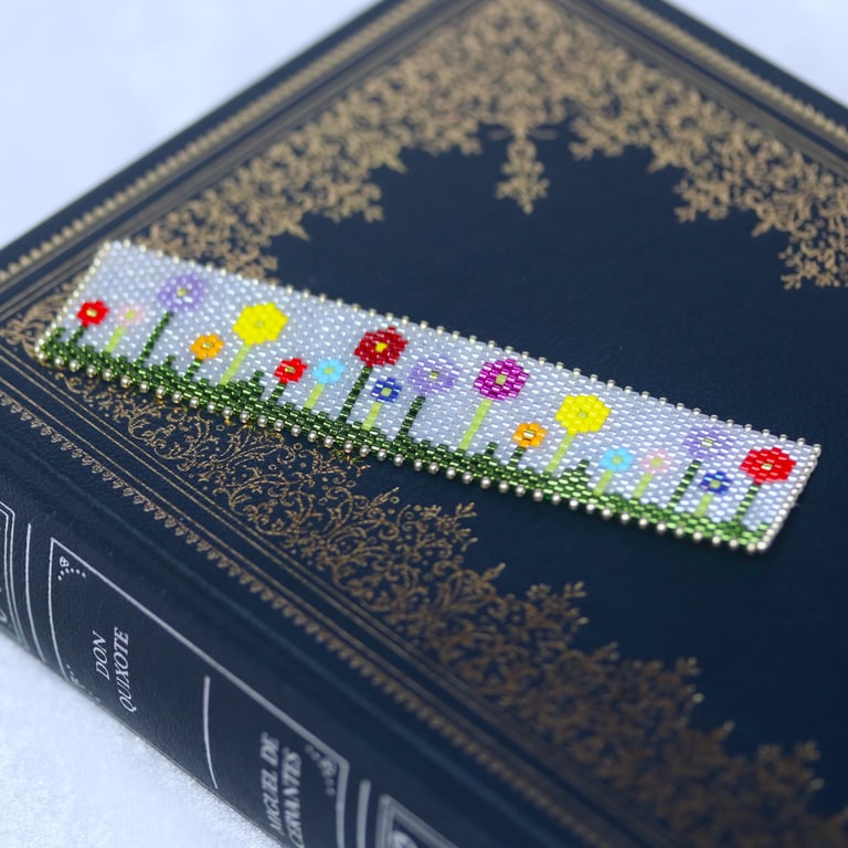 Little Beadwork Bookmark – Flower Garden 