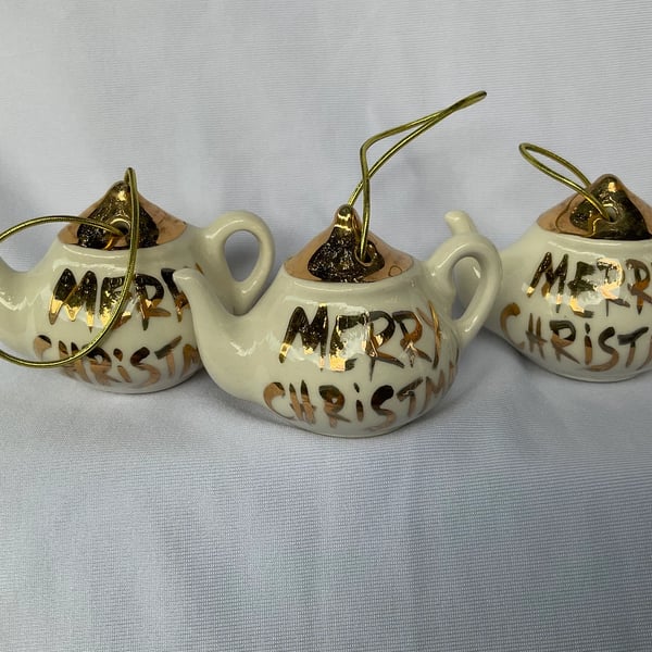 Miniature ceramic Christmas Teapots for the tree( x6)