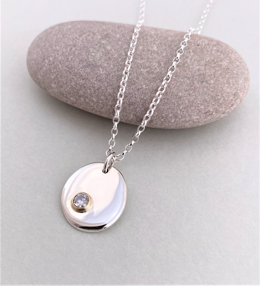 0.25ct Quarter Carat Natural Diamond, 18ct Gold and Sterling Silver Pebble Penda