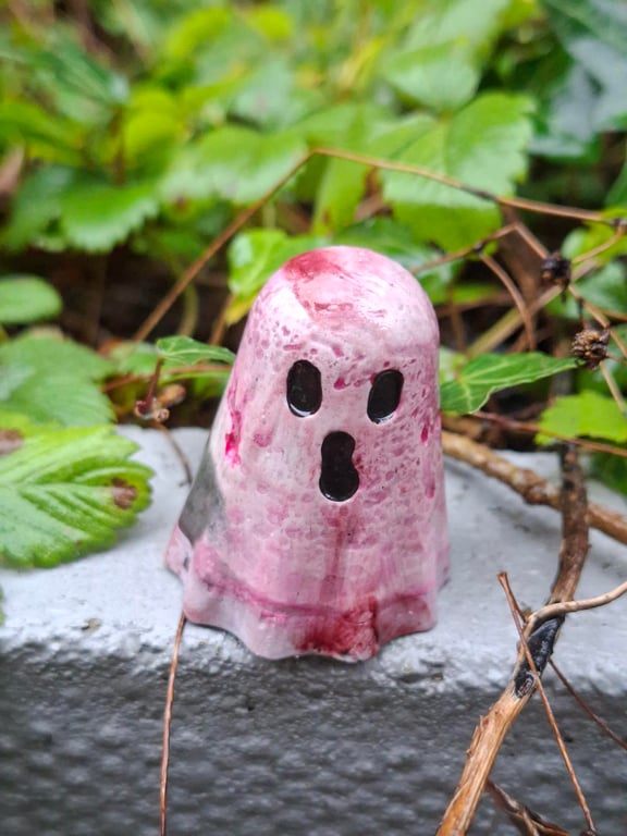 Ghost Ghostie Ornament Decoration EDNA Valloween unique different spooky cute