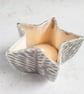 Grey star tealight holder - Image 2