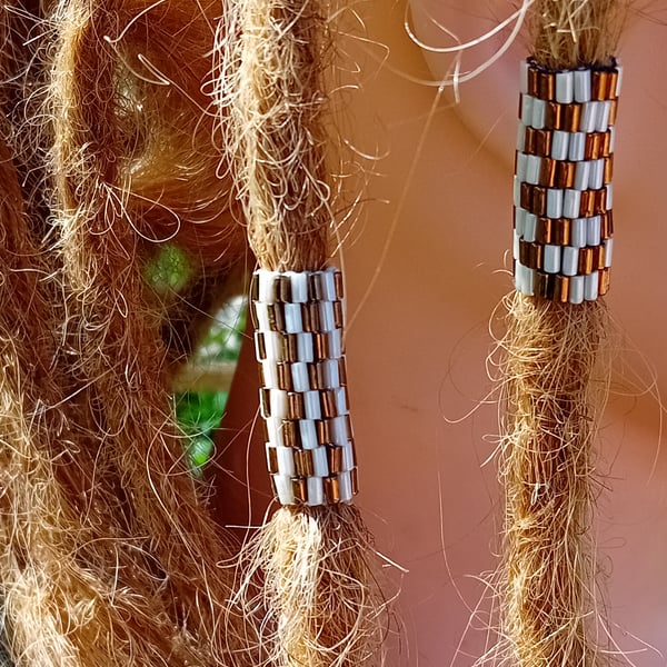 Bronze and cream striped and chequered dreadlock beads