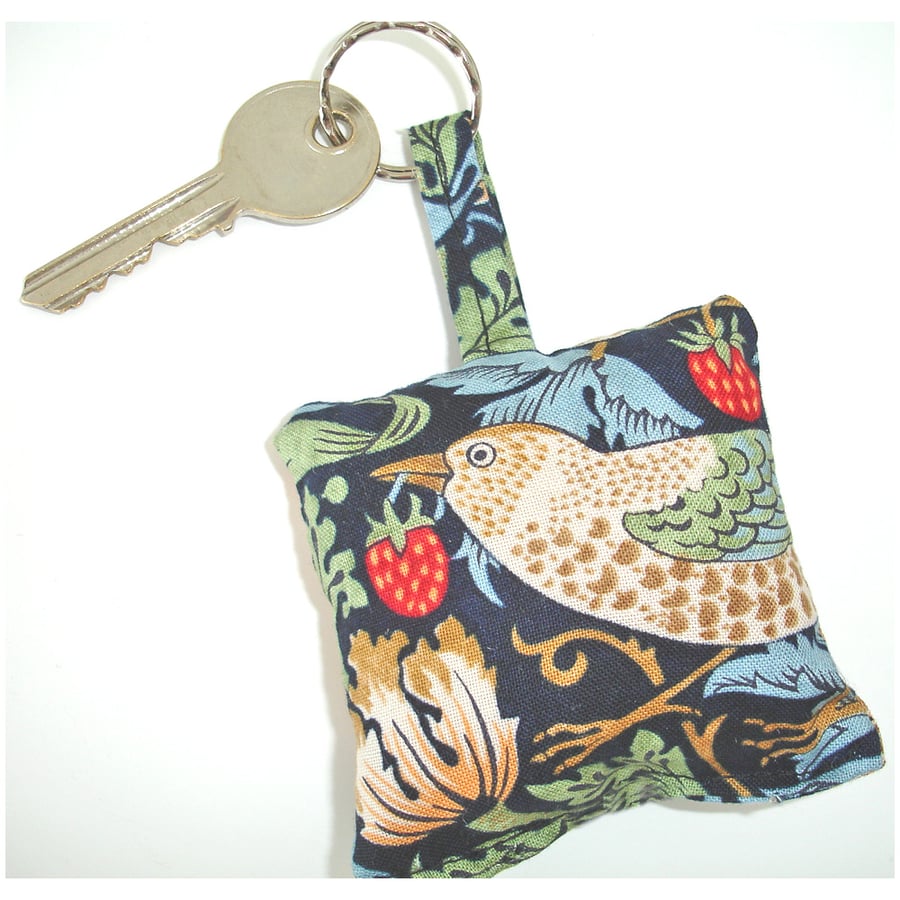 Keyring William Morris Strawberry Thief Pillow Key Ring Bird Bag Charm