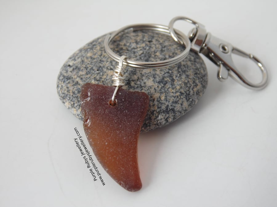Shark Tooth  Fin Amber Sea Glass Bag Charm Key Ring K294
