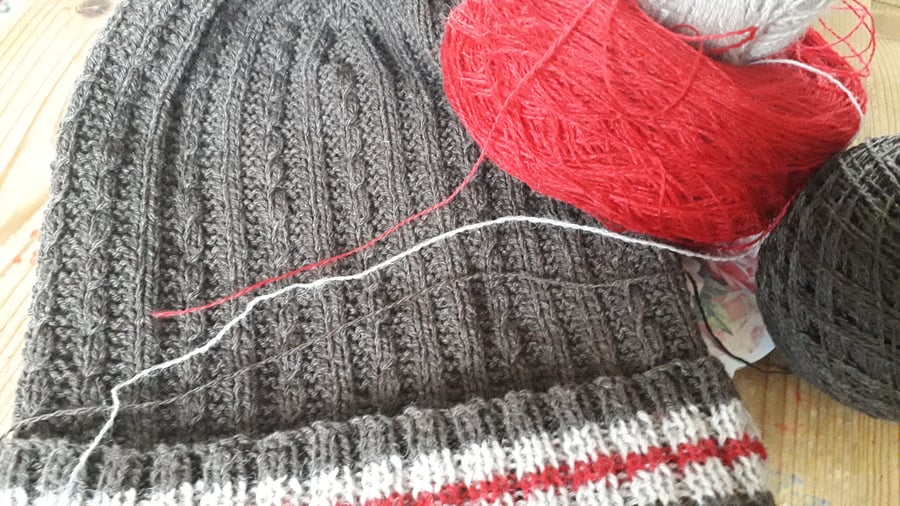 Mens Cashmere and Lambswool Handknitted Hat with cables and stripes