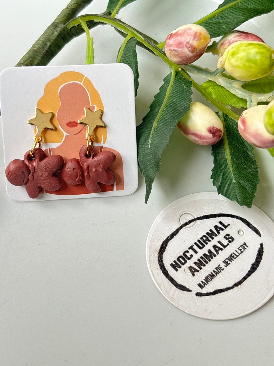  Beautiful and Original Gingerbread Man Stud Earrings 