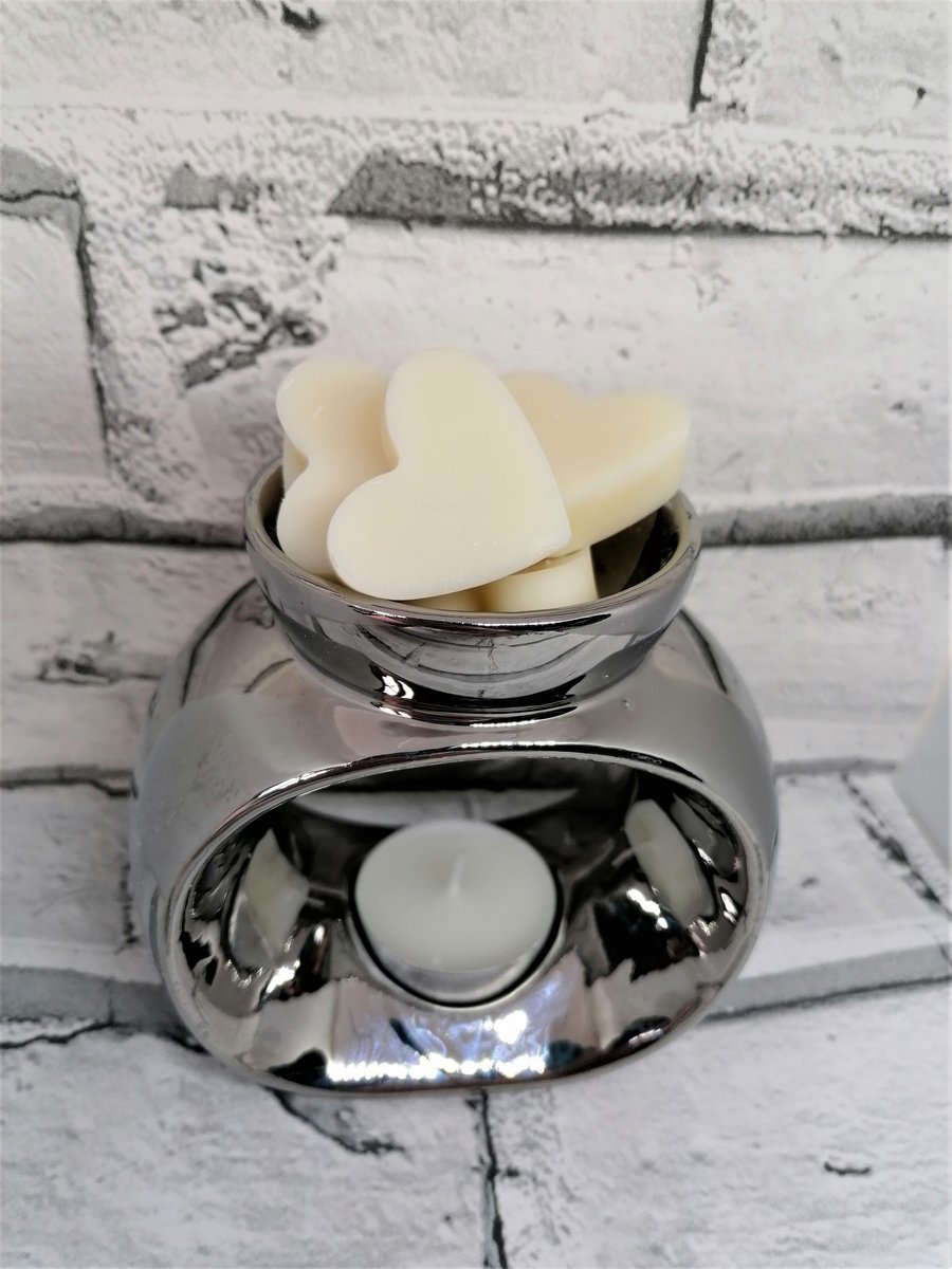 Cocoa Butter Wax Melts - Soy Wax - Highly Scented - 6 Heart Shaped Melts
