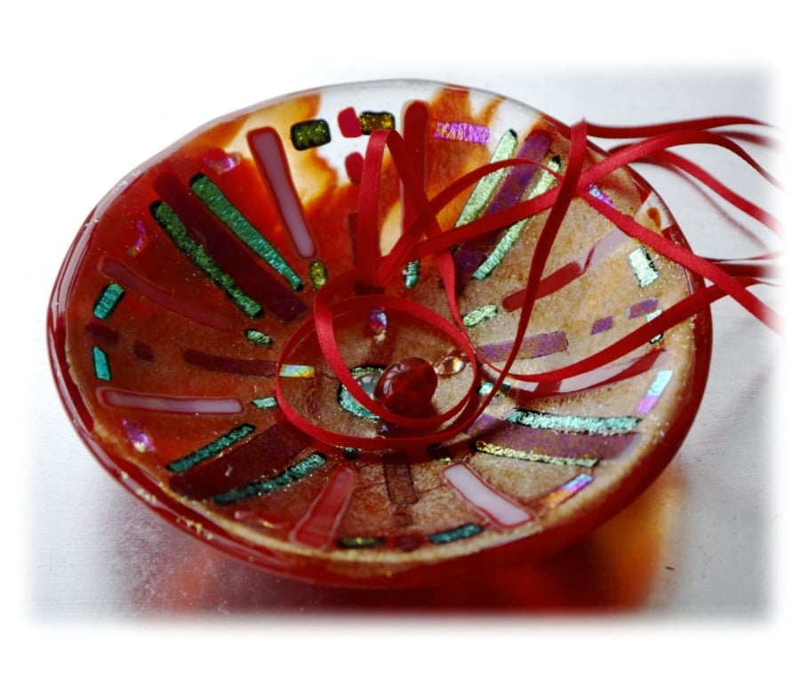 Fused Glass Bowl Round 12.5cm red Gold Dichroic 011