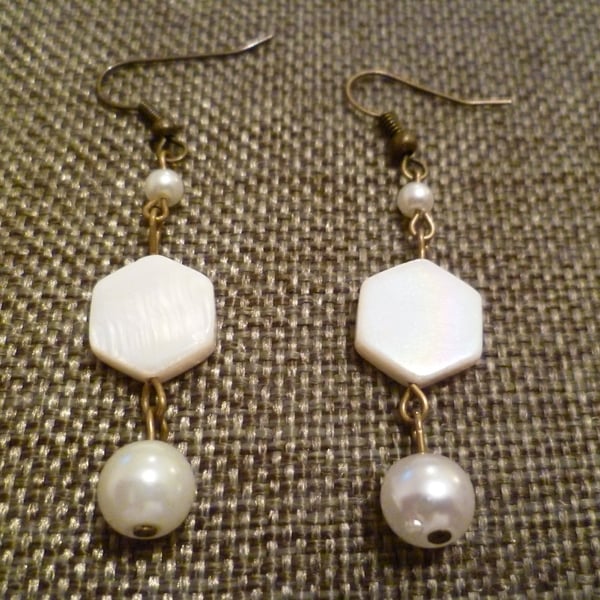 Shell & Pearl Earrings