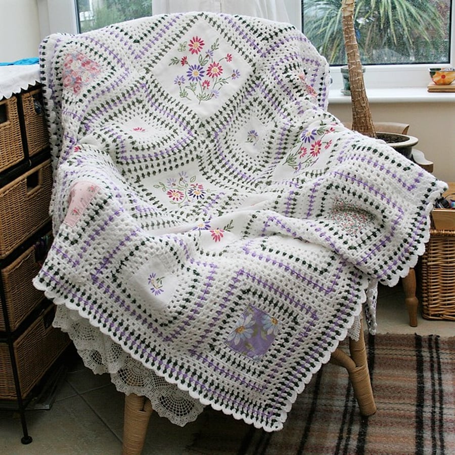 Vintage Embroidered Linen and crochet throw