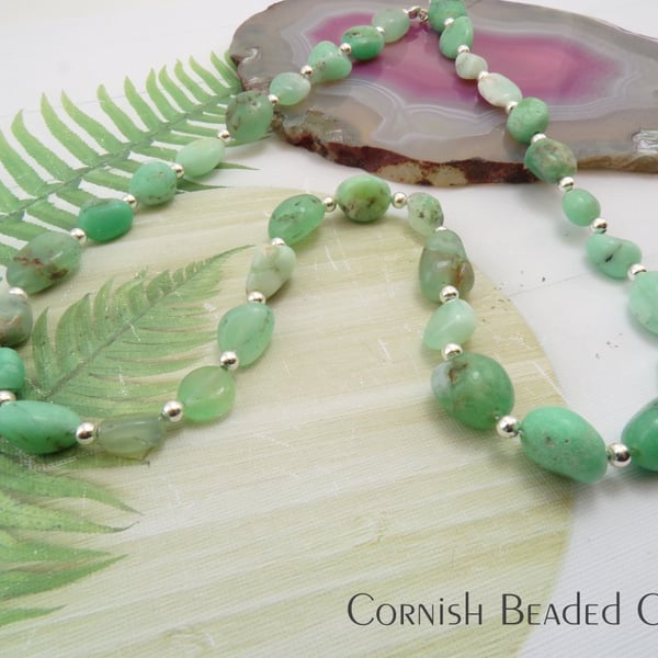 Lovely Chrysoprase & Sterling Silver Necklace - FREE UK P&P