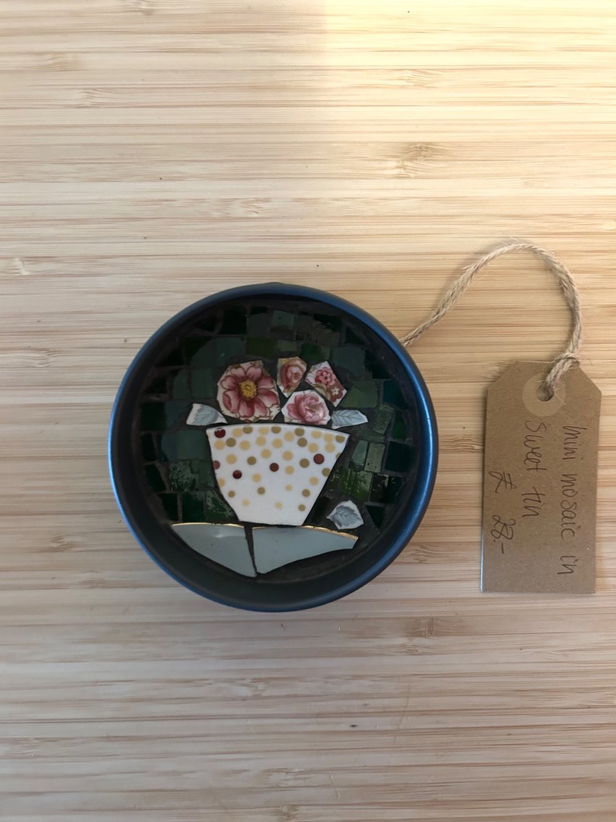 Mini mosaic in round sweet tin - Folksy