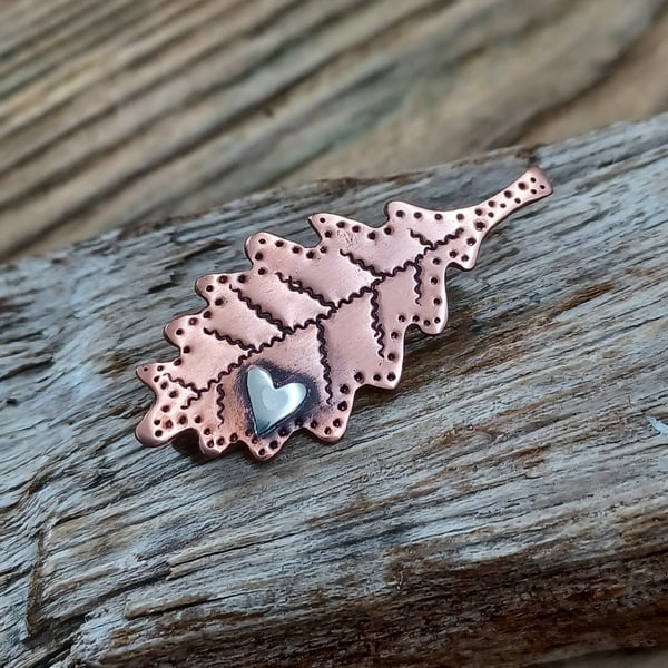 Copper and silver stylised oak leaf brooch 