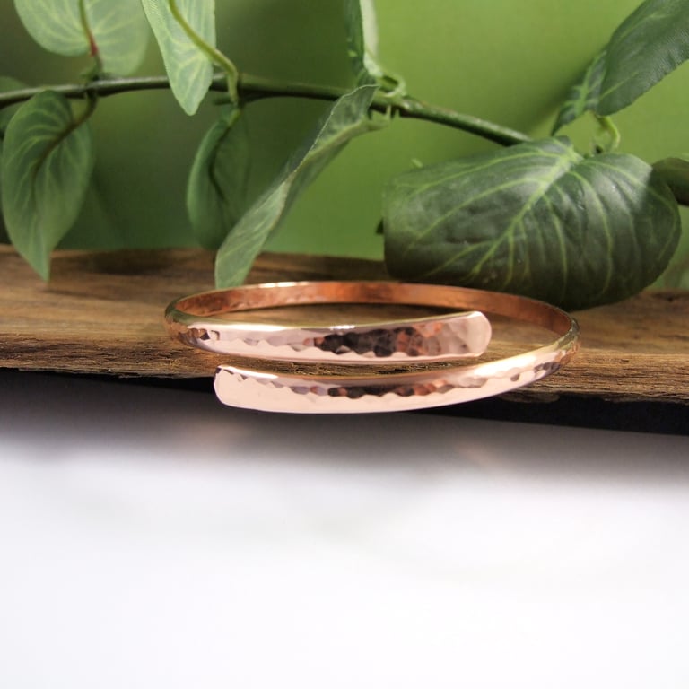 Overlap Bangle, Copper Hammered Size 20cms