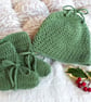 Organic Baby Hat and Booties Bundle, Christmas Gift, certified cotton 0-6 months