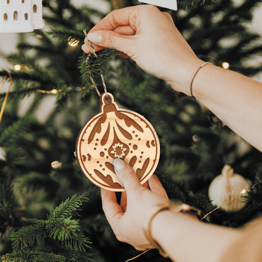 Wooden 1950s Inspired Retro Christmas Bauble Folksy